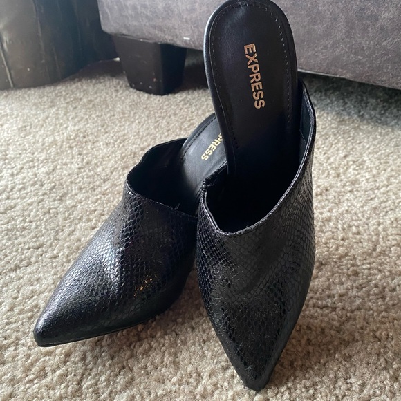 NWOT Express heeled mules size 8 - Picture 4 of 4